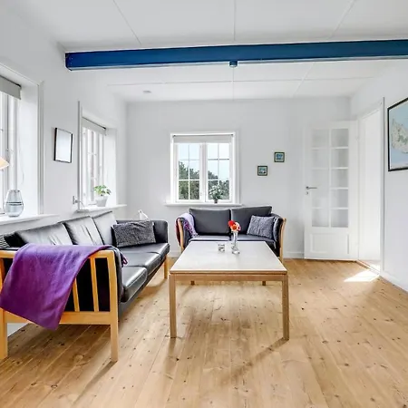 2 Bedroom Gorgeous In Vakantiehuis *