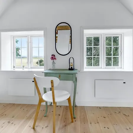 Beautiful In With Kitchen