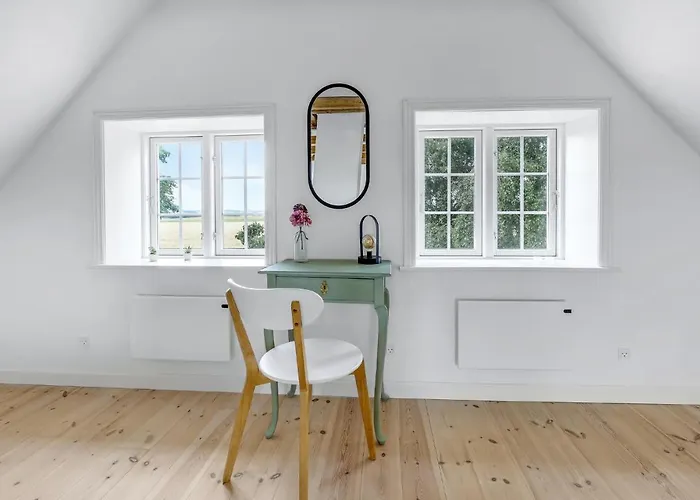 Beautiful In With Kitchen