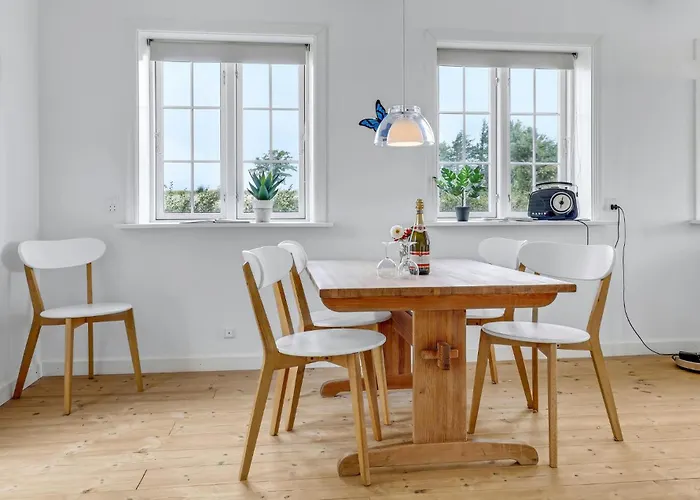 Beautiful In With Kitchen Svaneke